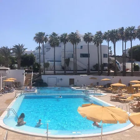Club Pocillos Apartment